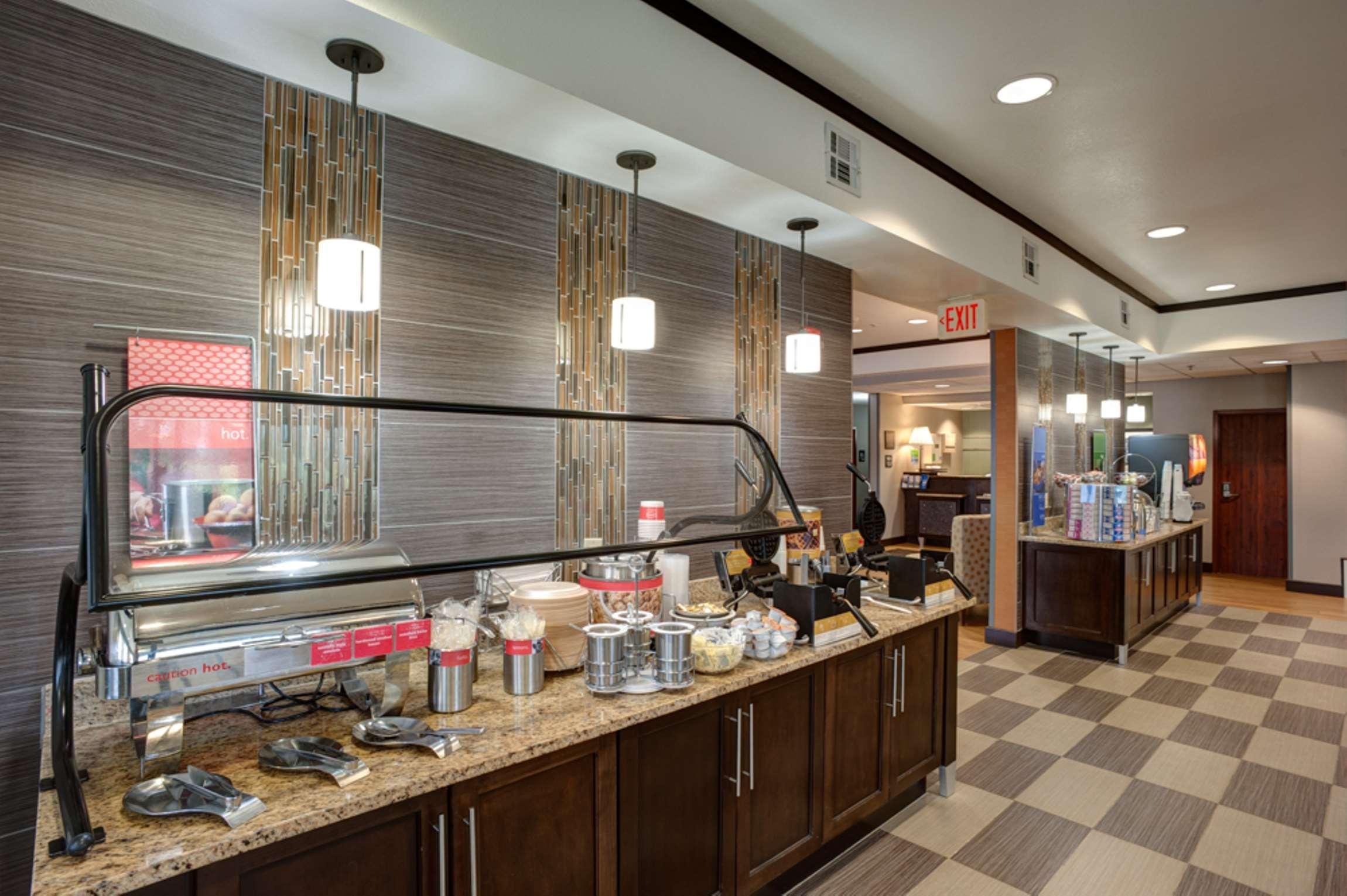 Hampton Inn Tulsa Sand Springs Exterior photo