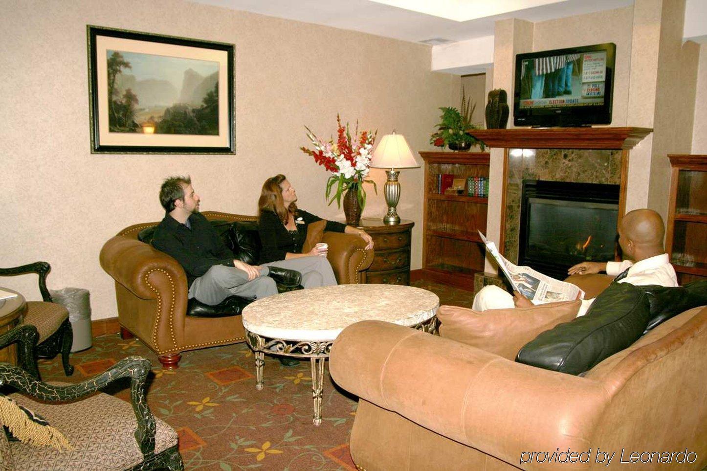 Hampton Inn Tulsa Sand Springs Interior photo